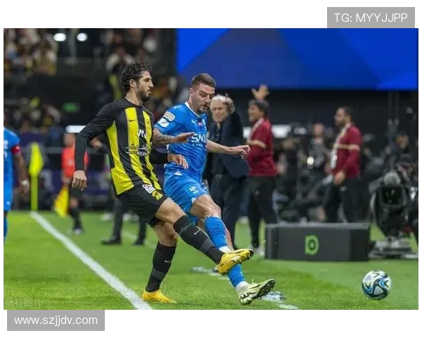 西部悉尼对阵广岛三箭的精彩较量即将上演,谁将赢得胜利的荣耀